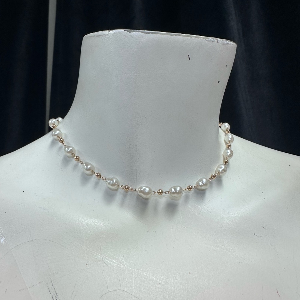 Pearl Beaded Necklace with Gold Accents